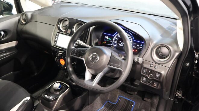 2017 Nissan Note e-power – X image 314234