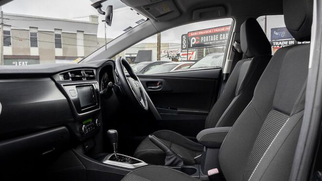 2012 Toyota Auris 180G S-Package, sporty look image 312887