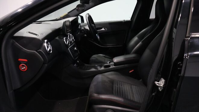 2013 Mercedes-benz A 180 Blue Efficiency Sport AMG/ Half Leather image 305928