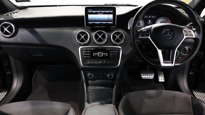 2013 Mercedes-benz A 180 Blue Efficiency Sport AMG/ Half Leather image 305931