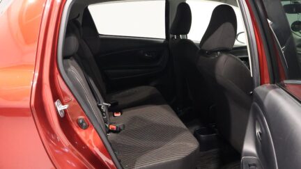 2014 Toyota Vitz Jewela Low KMS image 327252