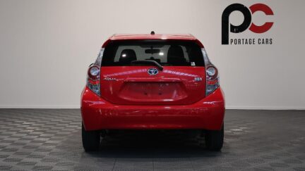 2013 Toyota Aqua S Model, Push Start, Low KMS image 312487