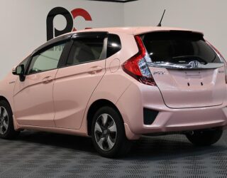 2016 Honda Fit Hybrid F-Package Comfort Edition image 305369