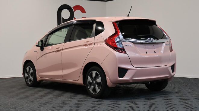 2016 Honda Fit Hybrid F-Package Comfort Edition image 305369