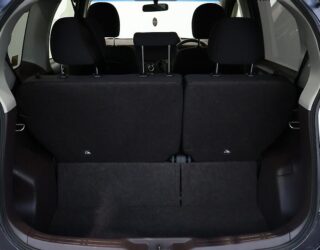 2014 Toyota Spade F Model- Easy access – sliding door image 303775