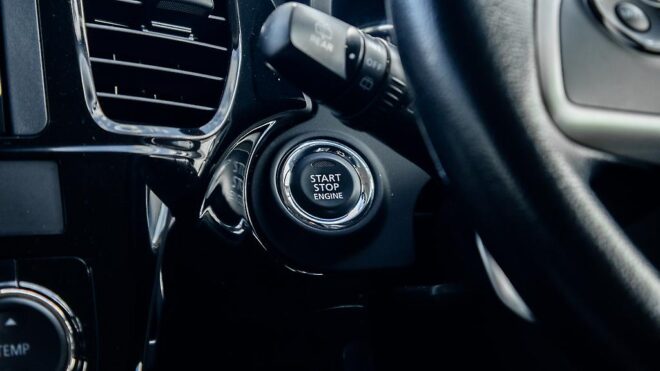 2013 Mitsubishi Outlander 24G Safety Package 4WD – 7 Seater image 309075