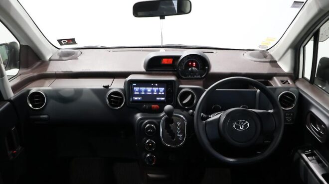 2015 Toyota Spade F Jack image 315436