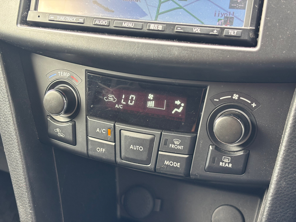 2014 Suzuki Swift XG image 310544