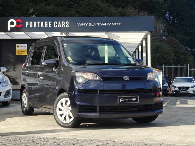 2014 Toyota Spade F Model image 287315
