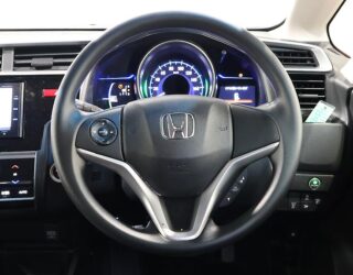 2016 Honda Fit Hybrid F-Package Comfort Edition image 305375
