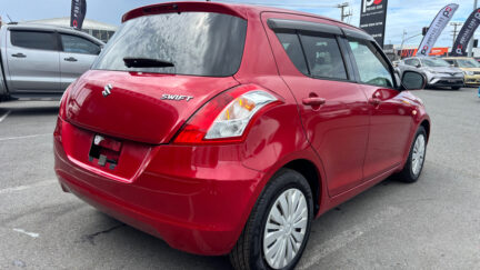 2014 Suzuki Swift XG image 310532
