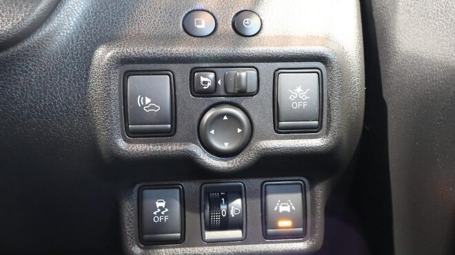 2017 Nissan Note e-power – X image 314241