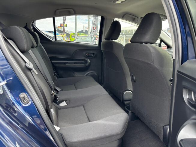 2017 Toyota Aqua S Style Black/ Black Rims/ Rev Cam image 317283