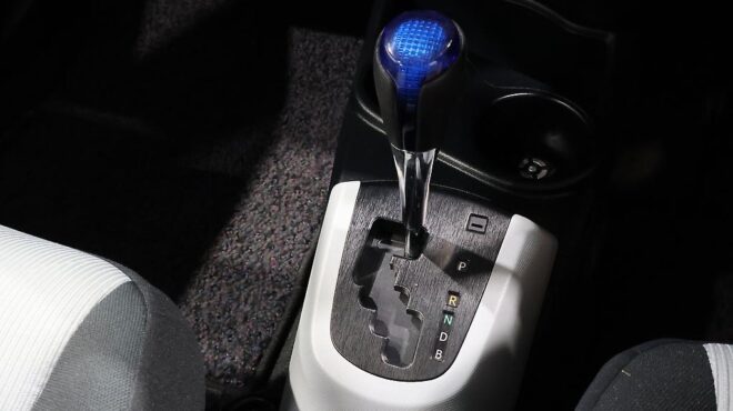 2012 Toyota Aqua S Model/ Push Start/ 2 Keys image 318071