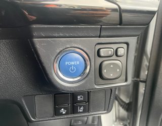2017 Toyota Corolla Fielder Hybrid G, Push Start image 292038
