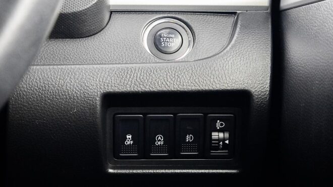 2014 Suzuki Swift Stunning black, Idling stop,Push start image 312862