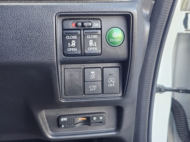 2013 Honda Odyssey Absolute image 300768