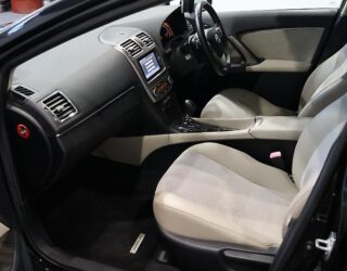 2012 Toyota Avensis Wagon Li image 317707