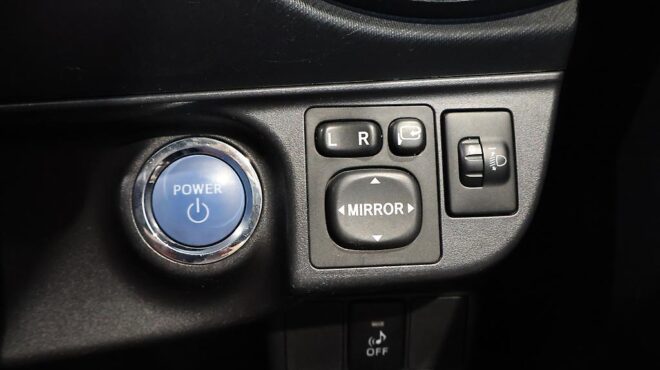 2013 Toyota Aqua G Model/ Push Start image 314817