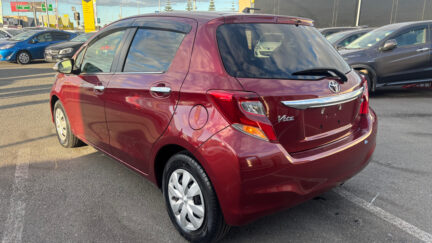 2014 Toyota Vitz Jewela Low KMS image 290802