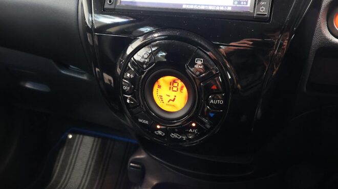 2017 Nissan Note e-power – X image 314244