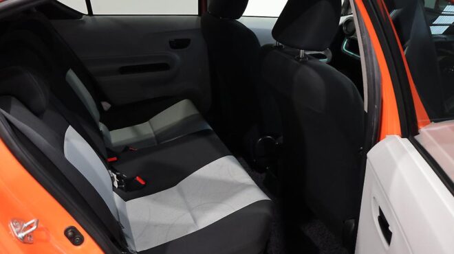 2012 Toyota Aqua S Model/ Push Start/ 2 Keys image 318061