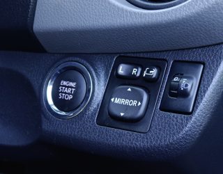 2014 Toyota Vitz F model, Push start image 288224