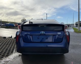 2016 Toyota Prius S Safety Sense Package, Cruise Control image 292141