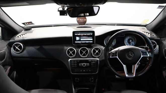 2013 Mercedes-benz A 180 Sports, AMG Package, Black Roof image 318582