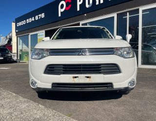2013 Mitsubishi Outlander 24G Safety Package 4WD – 7 Seater image 294010