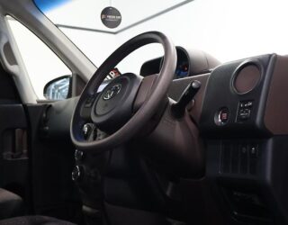 2014 Toyota Spade F Model, Push Start, Power Sliding Door image 311635