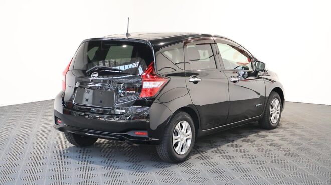 2017 Nissan Note e-power – X image 314237