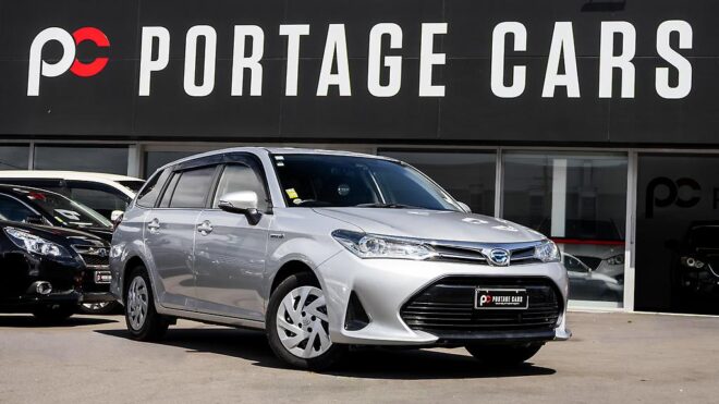 2017 Toyota Corolla Fielder Hybrid G Model, Push Start, Cruise Control image 309081