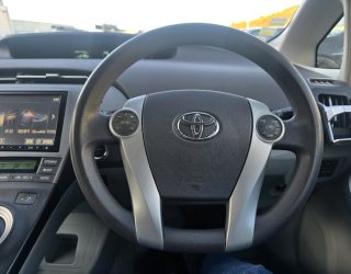 2011 Toyota Prius S Model Reversing Camera Alloys image 293867