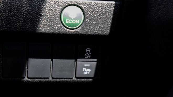 2014 Honda Fit Hybrid L Package image 317098