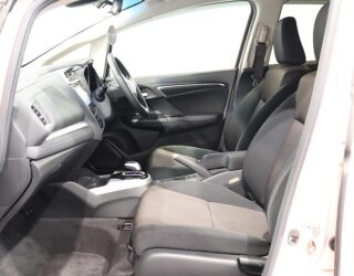 2016 Honda Fit Hybrid F-Package Comfort Edition image 305380