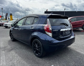 2017 Toyota Aqua S Style Black/ Black Rims/ Rev Cam image 317277