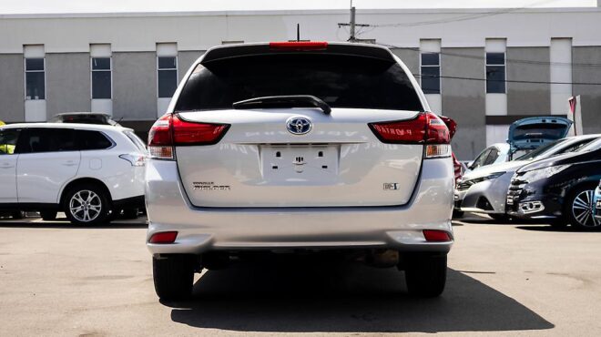 2017 Toyota Corolla Fielder Hybrid G Model, Push Start, Cruise Control image 309085