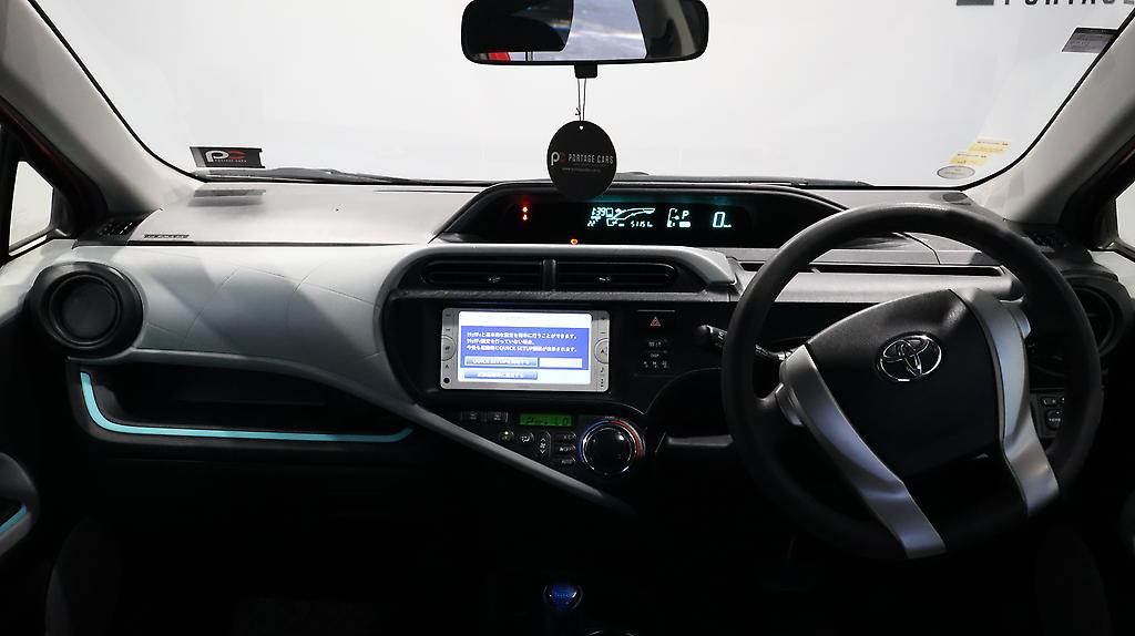 2013 Toyota Aqua S Model, Push Start, Low KMS image 312496