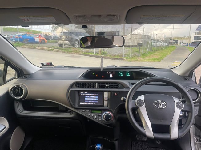 2012 Toyota Aqua G Model image 291148
