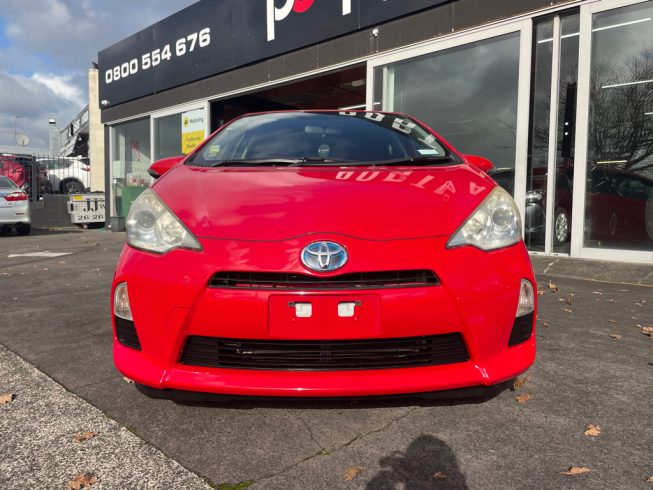 2013 Toyota Aqua S Model, Push Start, Low KMS image 287894