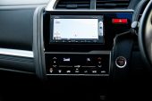 2013 Honda Fit Hybrid L package image 289236
