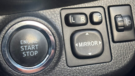 2014 Toyota Vitz Jewela Low KMS image 290815