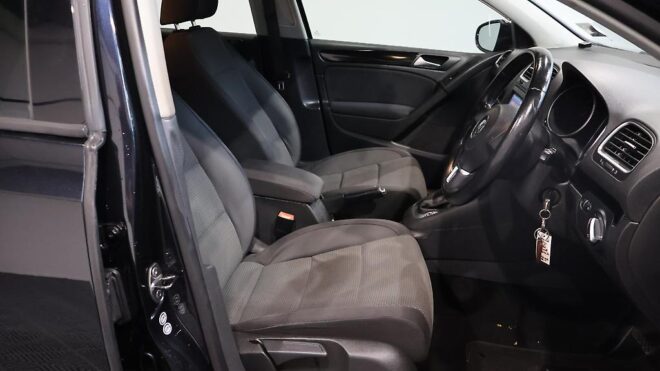 2011 Volkswagen Golf TSI 1.4L image 303845