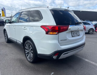 2021 Mitsubishi Outlander LS 2.4P/4WD image 302699