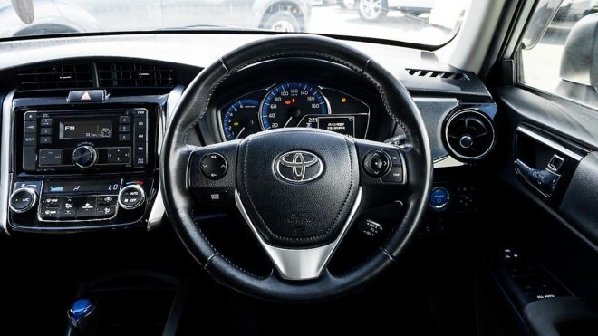 2017 Toyota Corolla Fielder Hybrid G Model, Push Start, Cruise Control image 309087