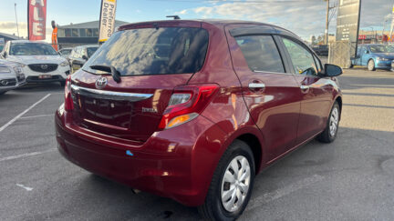 2014 Toyota Vitz Jewela Low KMS image 290803