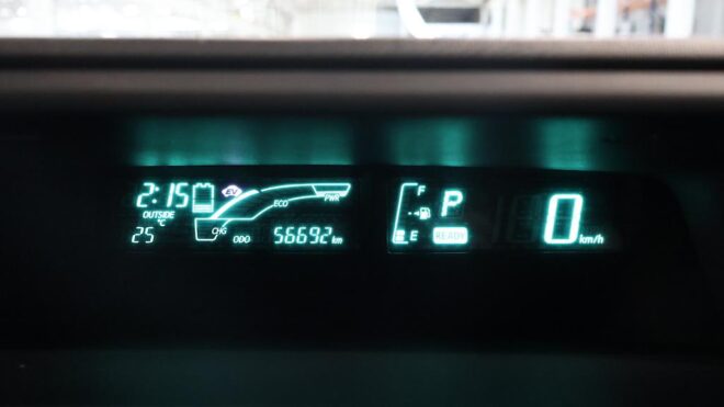 2012 Toyota Aqua G Model Hybrid, Low Kms, Push Start, Reverse Camera image 310111