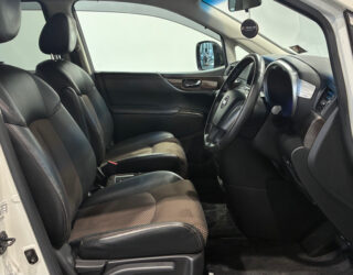 2010 Nissan Elgrand Highway Star 2.5ltr image 309600