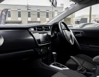 2012 Toyota Auris 180G S-Package, sporty look image 312888